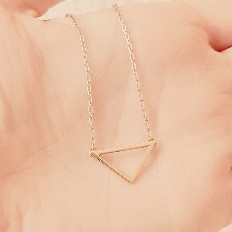 Hand made 9ct yellow gold solid triangle necklace pendant by Emma Hedley Jewellery Newcastle Upon Tyne  hammered trace chain 18"